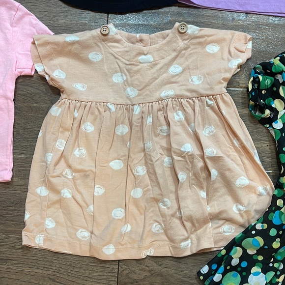 Bundle of infant girl tees/skirts/dresses - Picture 7 of 9